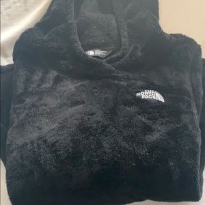 Women’s fleece sweatshirt